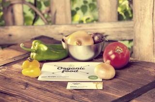 Free Organic Food Photo Mockup - Vegetables